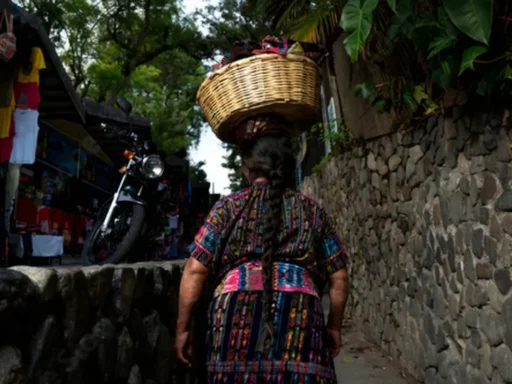 Cámara de varias prendas de ropa adecuadas para Guatemala.